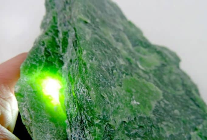 significado de los colores y sus piedras preciosas jade piedra 14