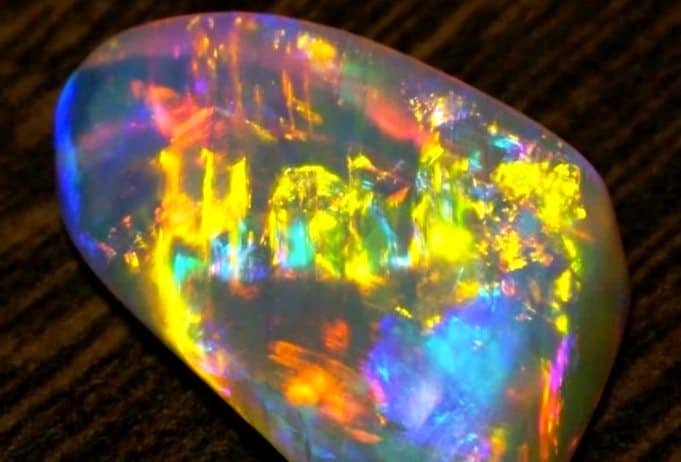 significado de los colores y sus piedras preciosas opalo 5